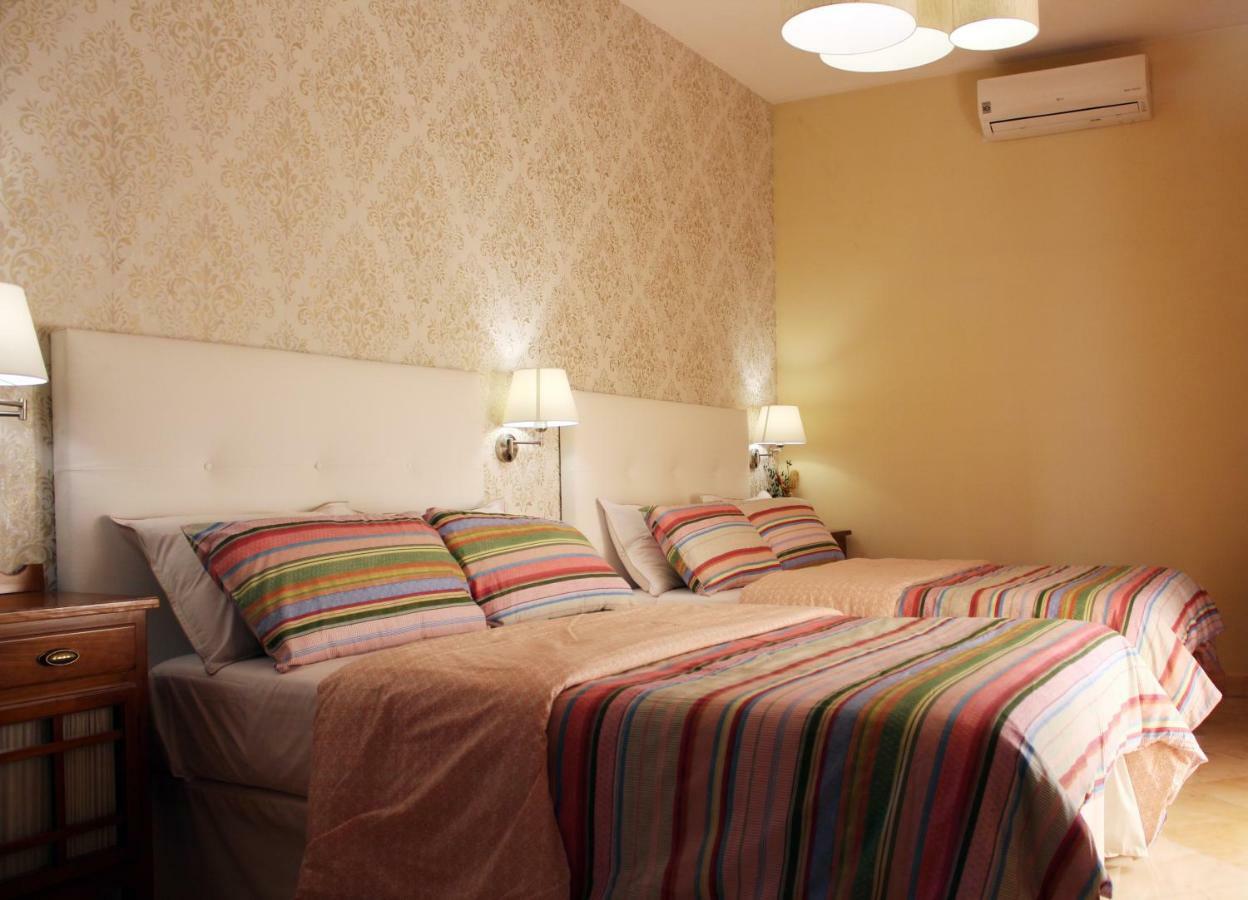 Hotel Boutique La Zubia Luaran gambar