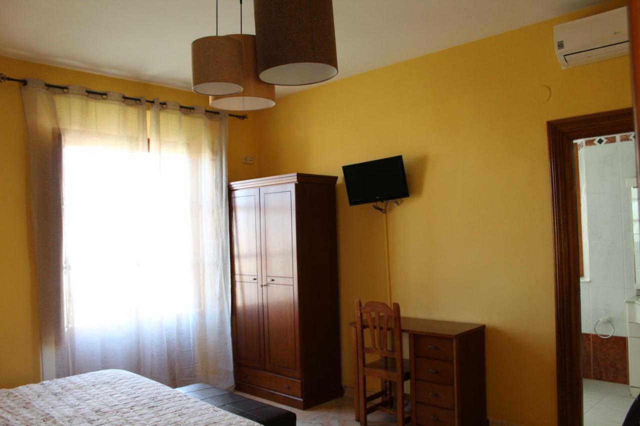 Hotel Boutique La Zubia Luaran gambar