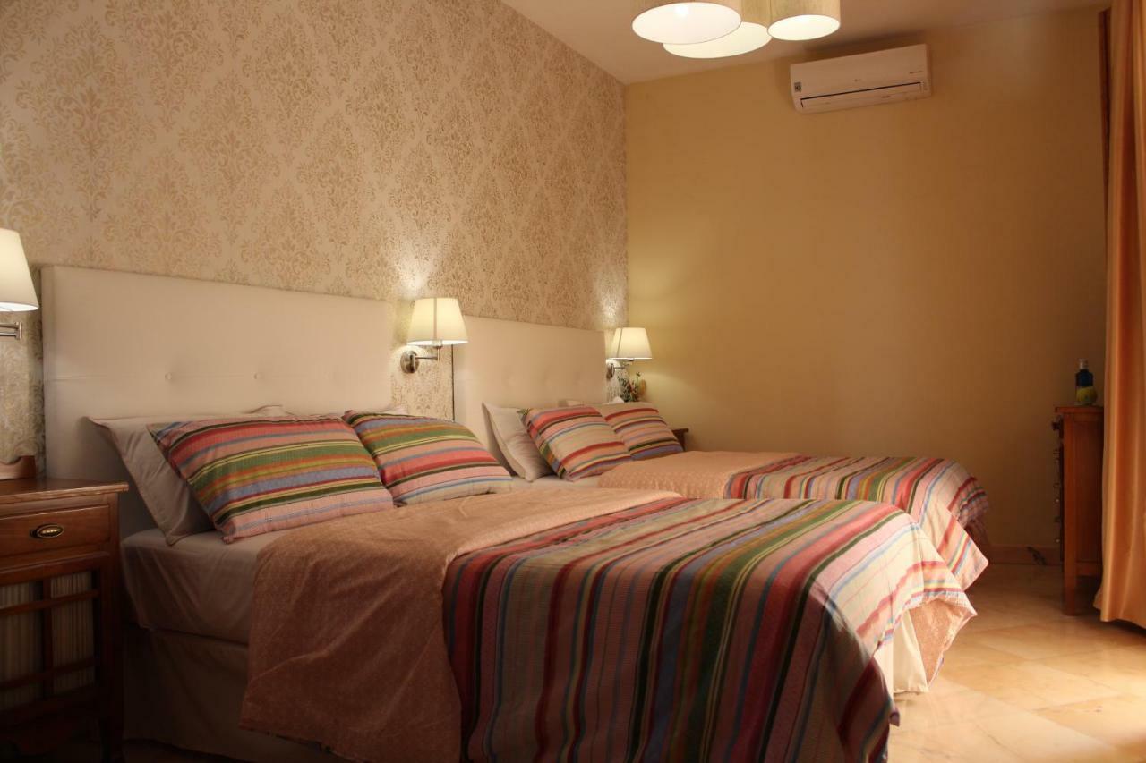 Hotel Boutique La Zubia Luaran gambar