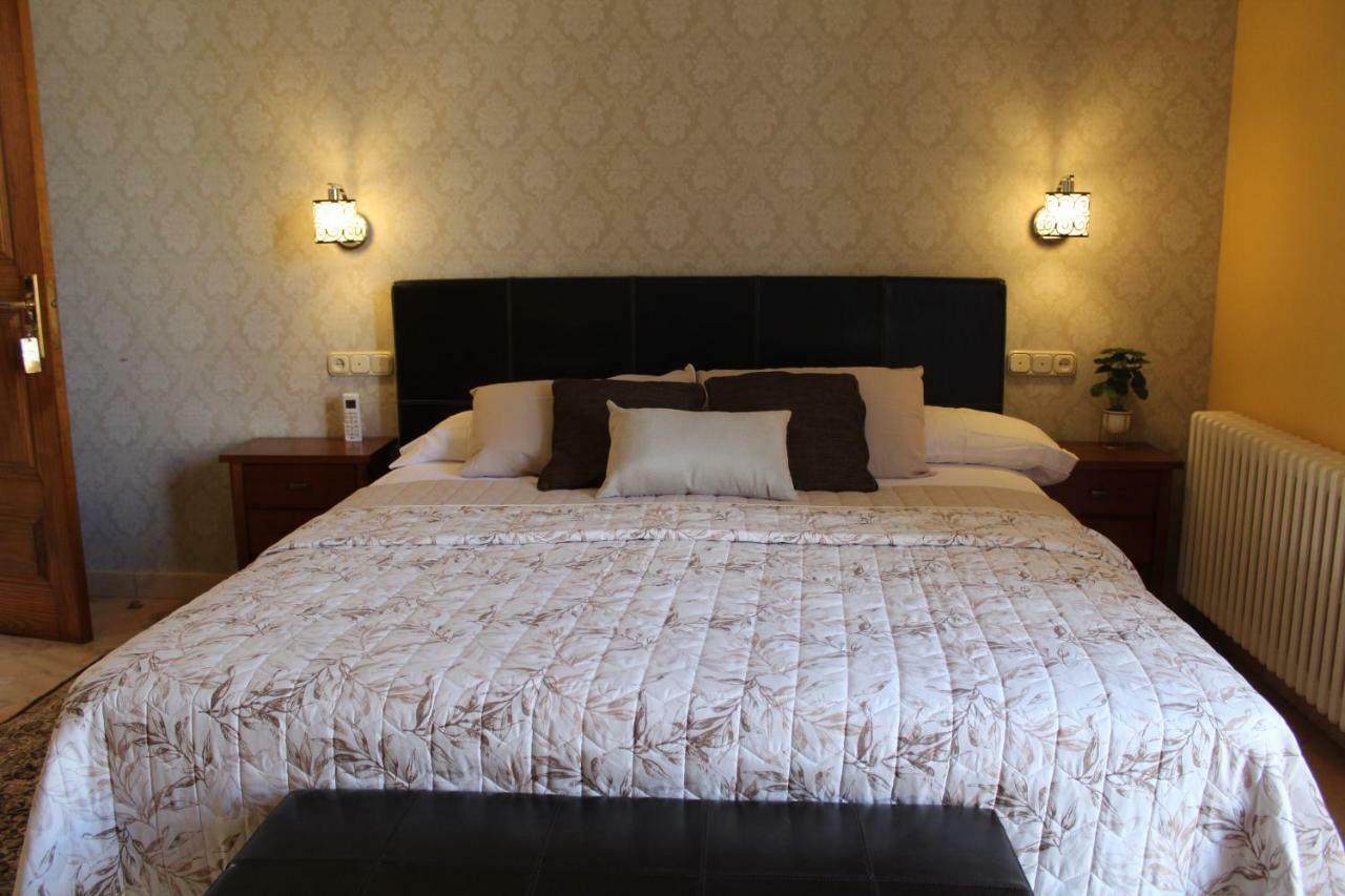 Hotel Boutique La Zubia Luaran gambar